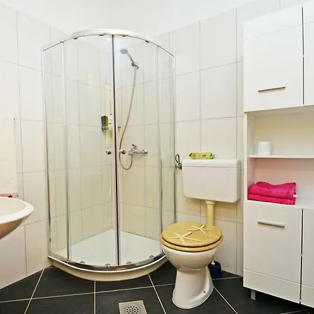 Apartmani Kramar Poreč Zewnętrze zdjęcie